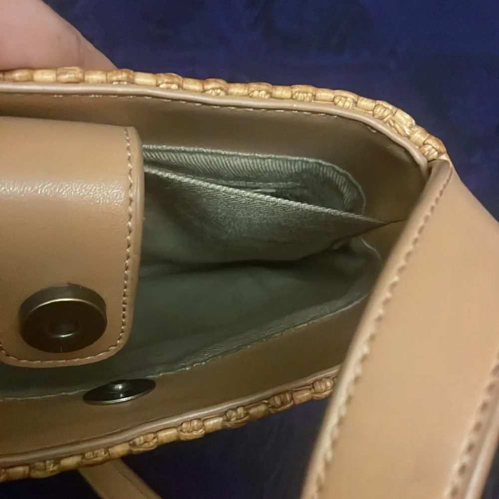 Fossil women’s woven fiber purse - Picture 5 of 10